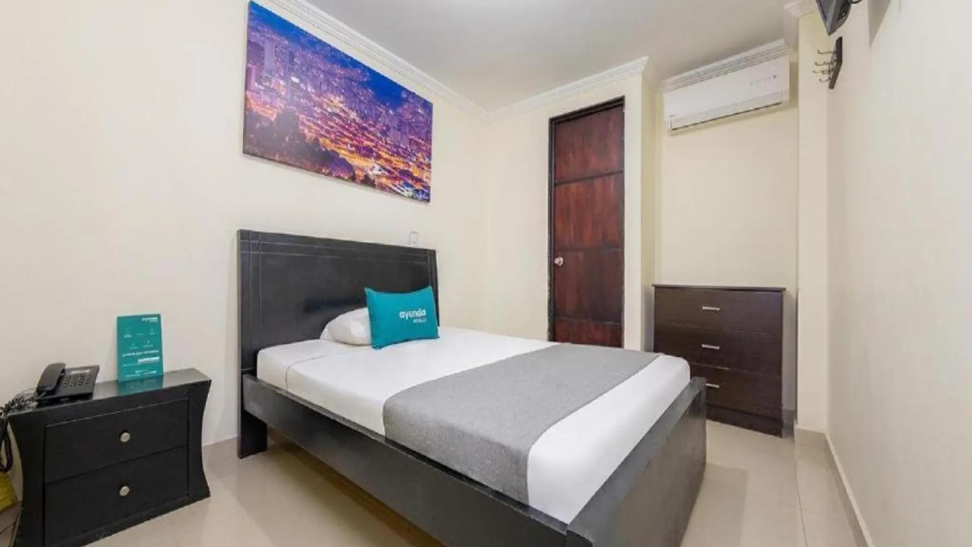 Hotel Torcoroma II ميديلين 0*,